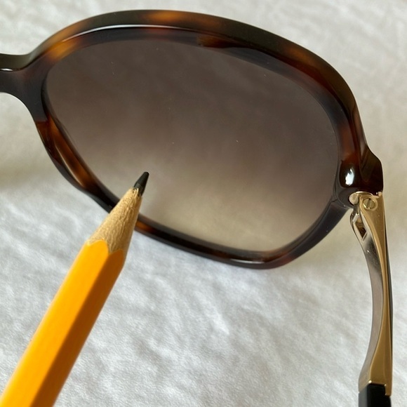 Kate Spade: Joslyns Brown tortoise with gold tone- brown gradient lenses- flaw - Picture 14 of 16